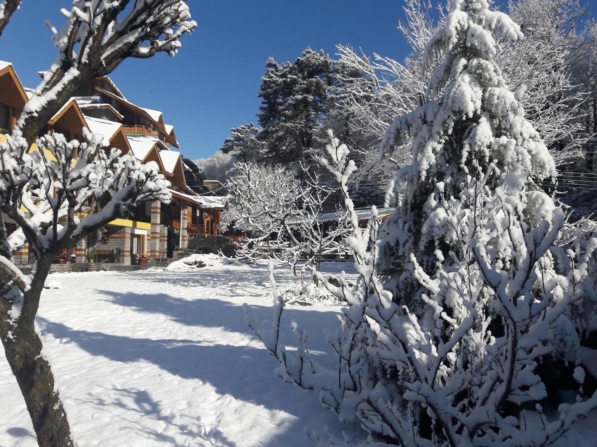 Johnson Lodge & Spa Manāli Екстериор снимка