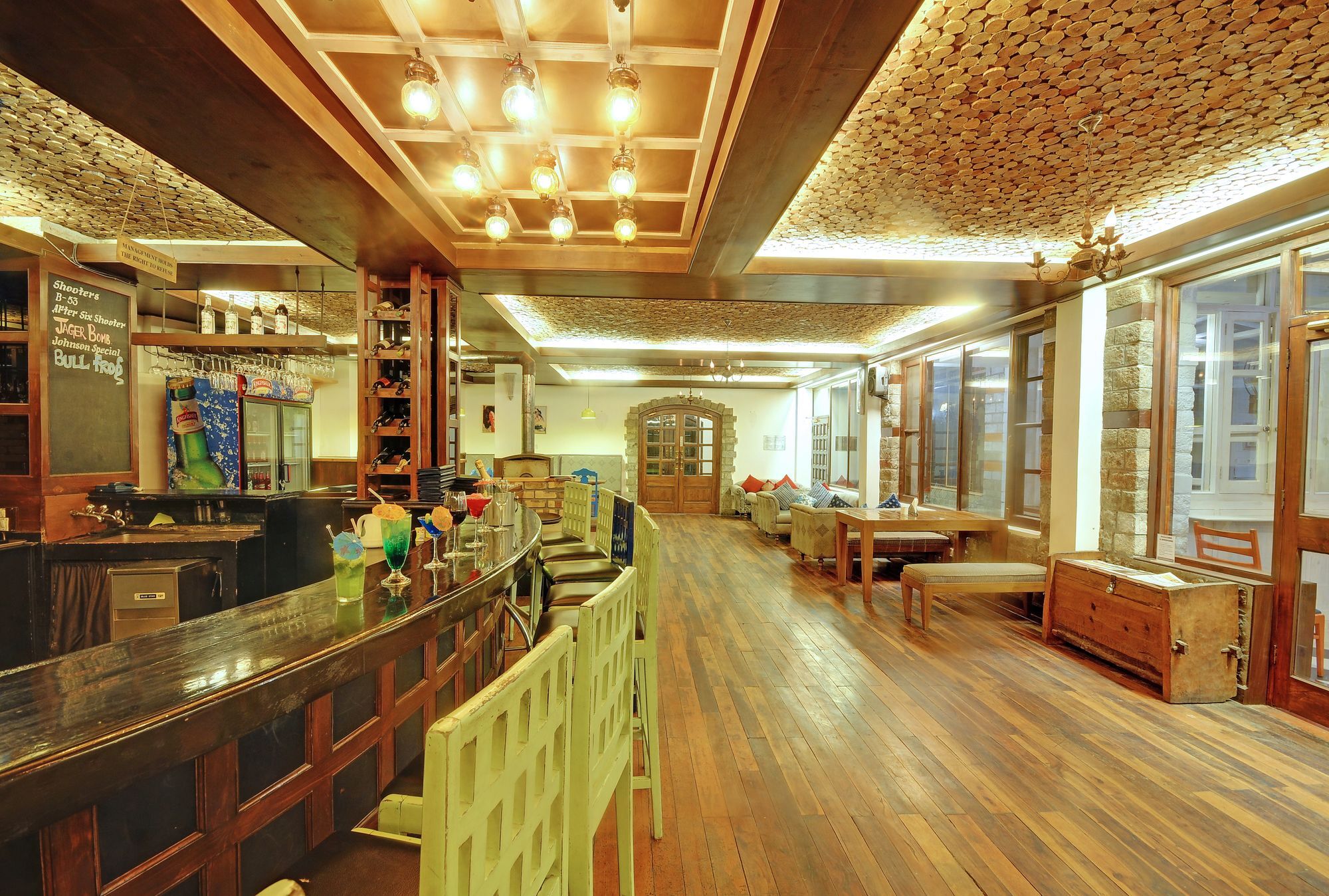 Johnson Lodge & Spa Manāli Екстериор снимка